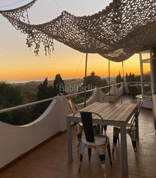 Foto f227df23-30cc-41d5-87e2-d4a51c2f3f11. Casa adosada en Las Brisas Marbella