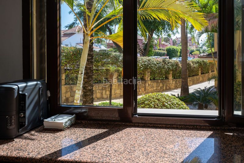 Foto 1e2df8cc-053c-4f5f-b6bc-1dd62c4fe30f. Pis a Puerto Banús Marbella