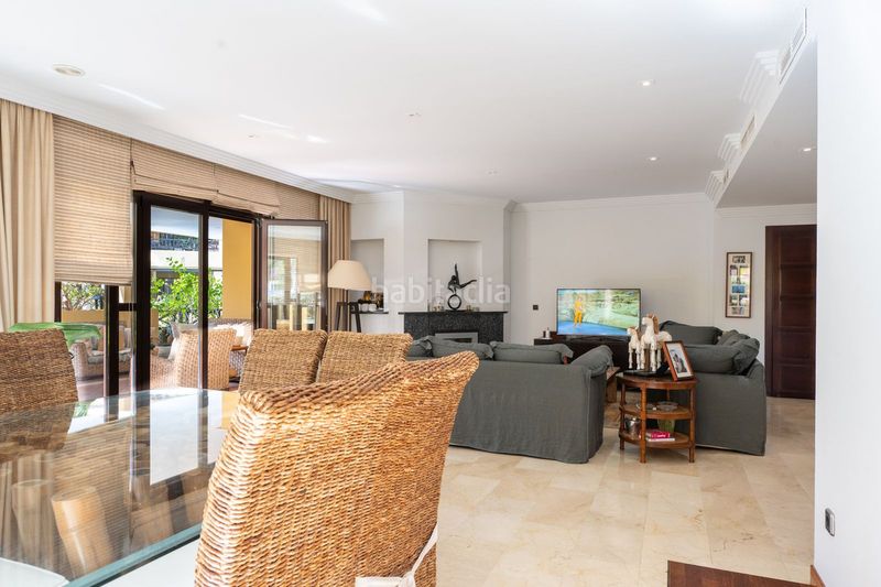 Foto 6957bab7-cda1-4aa4-adb0-a62d577f6a51. Pis a Puerto Banús Marbella