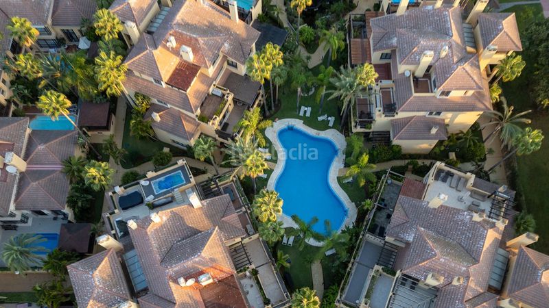 Foto b0d0d484-5451-4aae-bfd7-5a38e3a3dffa. Pis a Puerto Banús Marbella