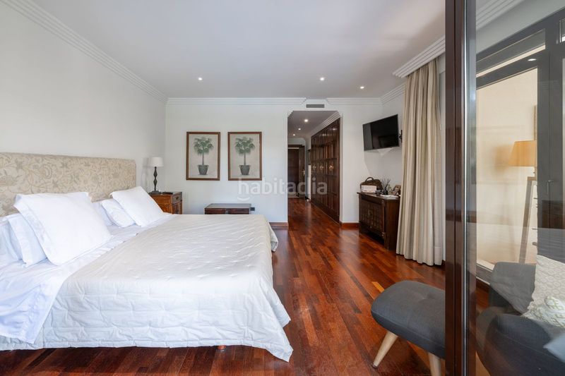 Foto c81c3d8f-1b3a-4961-9cc8-a87c08208950. Pis a Puerto Banús Marbella