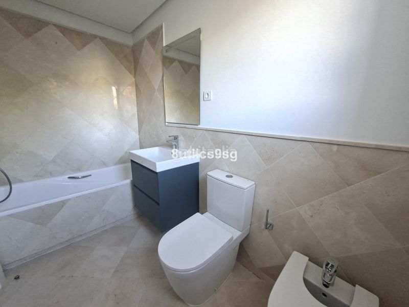 Foto f3608837-e461-4b49-8b14-933bccf69695. Flat in Aloha Marbella