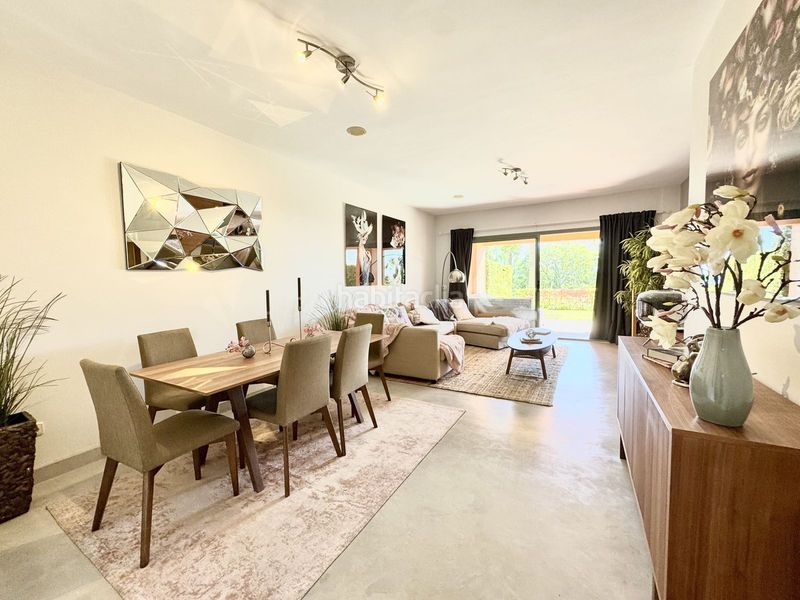 Foto 2d30fc56-6064-4792-bb7f-536c67efc32c. Piso en Los Flamingos Benahavís