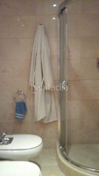 Foto 3096874c-2ec1-41a8-9ff0-cc781a19b122. Piso en Puerto Banús Marbella