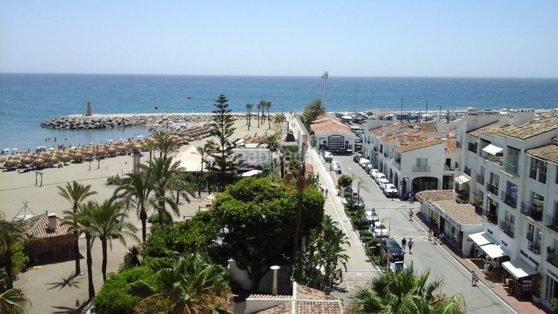 Foto 6e8abdab-afb4-416a-b02e-5dc35f112c45. Piso en Puerto Banús Marbella
