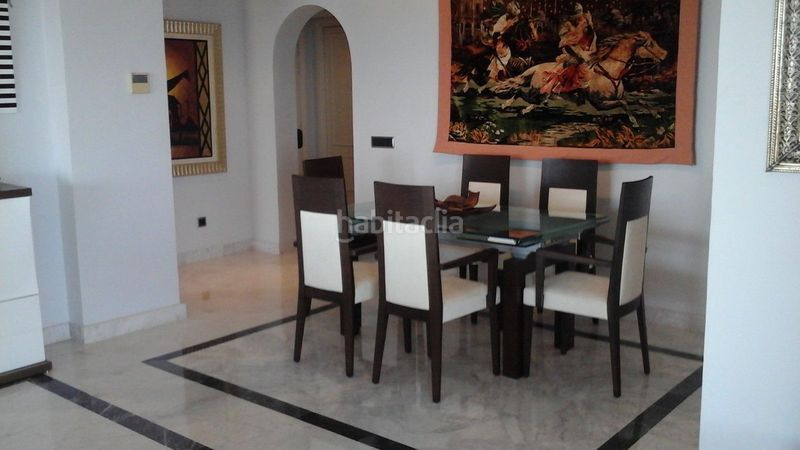 Foto bf57f8bf-24ae-4d5e-a0ce-f20d3664b85a. Piso en Puerto Banús Marbella