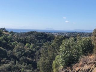 Residential Plot in La Concha - Resina Golf