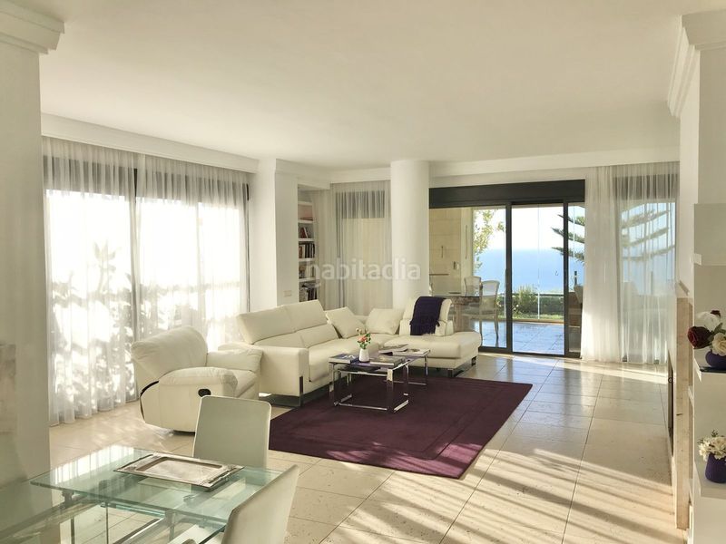 Foto 59b43cf7-eeca-4895-b3db-7b54aac5d277. Pis a Alto de los Monteros Marbella