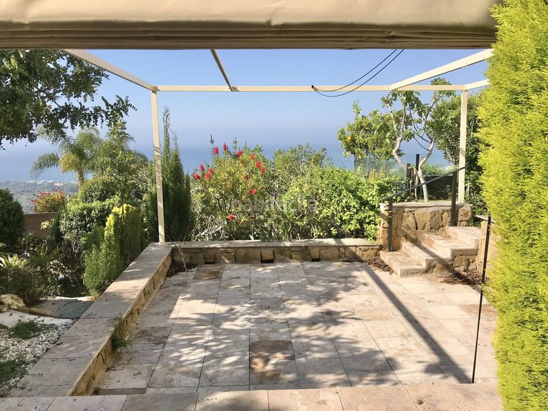 Foto 6f1e980d-70cf-42a2-9eba-c1a67148bf41. Pis a Alto de los Monteros Marbella