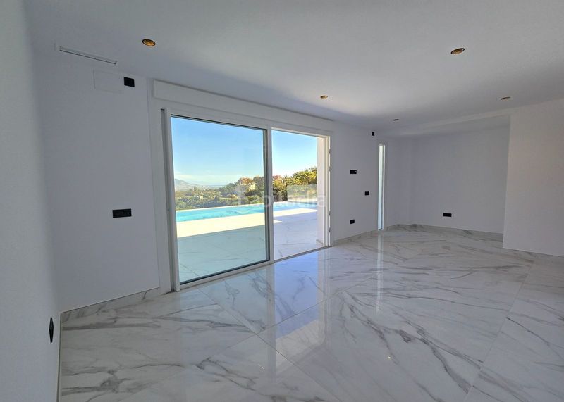 Foto 2b4222c9-67ad-42b2-83c3-8e41a2742c04. Casa adosada en La Mairena Ojén