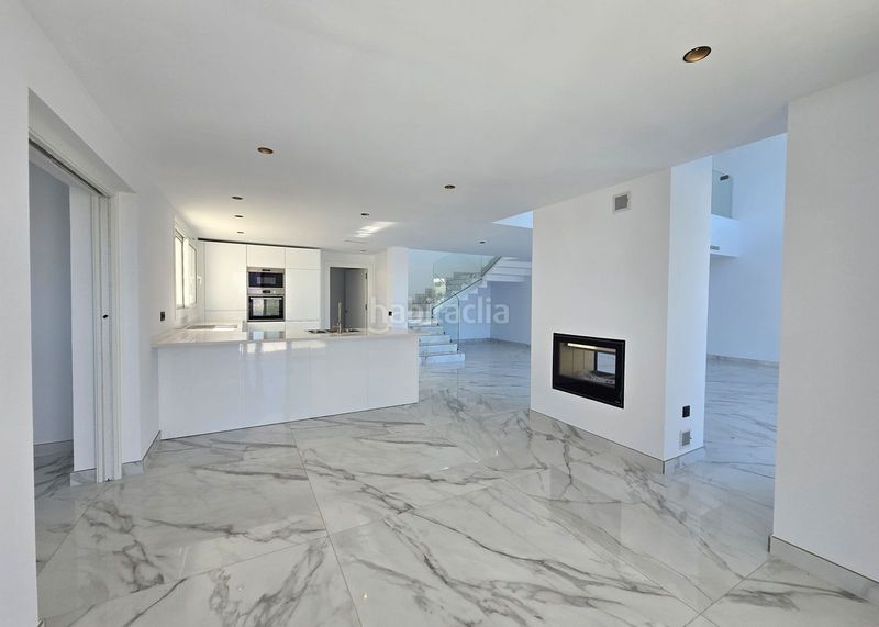 Foto 6caf6ed9-8554-4e4f-b55b-eb93720fe57a. Casa adosada en La Mairena Ojén