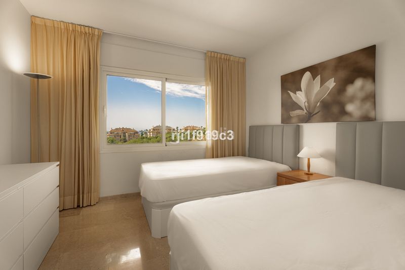 Foto 15bab9c7-666b-455d-b9de-0cd053d05328. Pis a Elviria Marbella