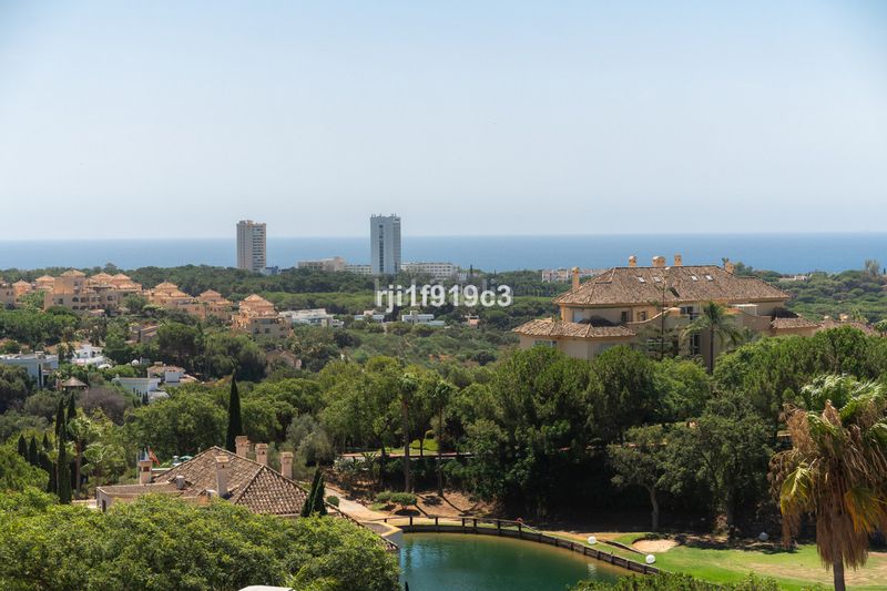 Foto 45f7aa67-c746-4183-bc1f-b6322601ce6b. Pis a Elviria Marbella
