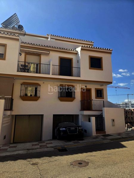 Foto 82c1ecaf-b8f2-4641-8f56-f743664cce00. Casa adossada amb aparcament a Centro Estepona