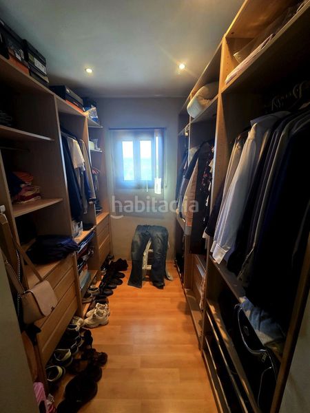 Foto d239f12e-1b9e-4294-b5ad-7bb79fd98d9f. Casa adossada amb aparcament a Centro Estepona