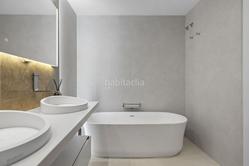 Foto b28019c6-c588-42d0-9397-80ad4f894438. Pis a Puerto Banús Marbella