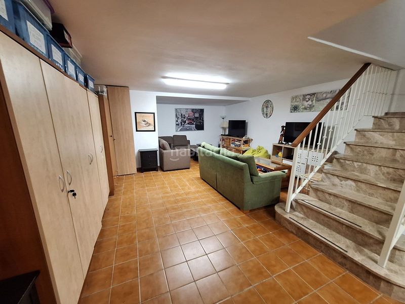 Foto c7b3b790-fb74-4874-9546-81fbc6f30d77. Casa adossada amb aparcament a Casco Antiguo Marbella