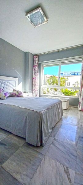 Foto 0763f025-3d8d-4fc3-9fb8-5aca64677126. Piso en Casco Antiguo Marbella