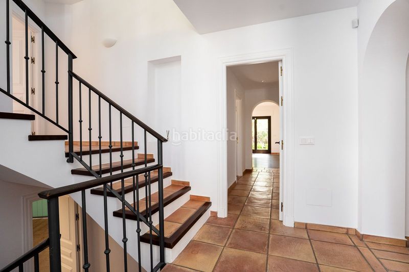 Foto 4260f4b0-1d69-4a72-b5af-4d57f428519b. Casa adossada amb aparcament a Guadalmina Baja Marbella