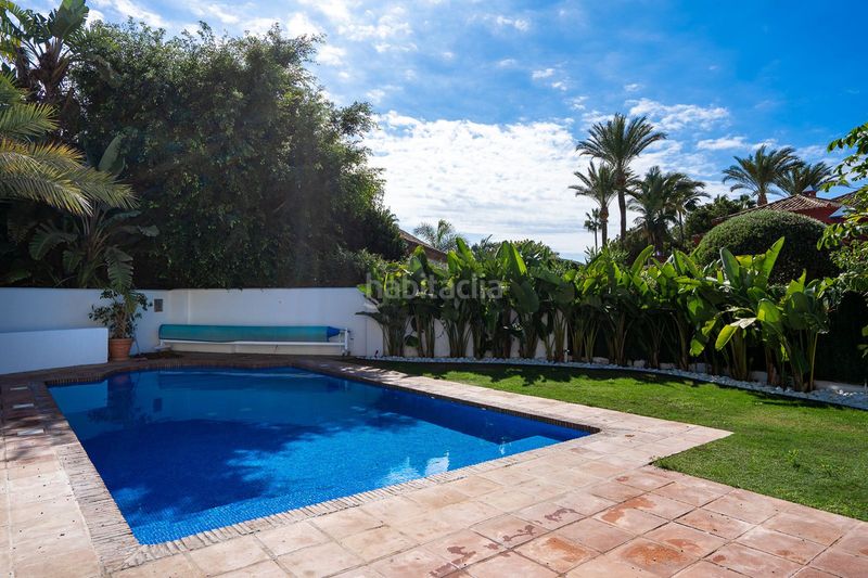 Foto 553207f7-0fce-40d8-b6f3-3d1620b17559. Casa adossada amb aparcament a Guadalmina Baja Marbella