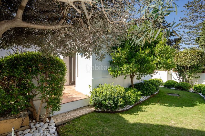 Foto 96bafd3a-89af-4160-829e-08003c507ec5. Casa adossada amb aparcament a Guadalmina Baja Marbella