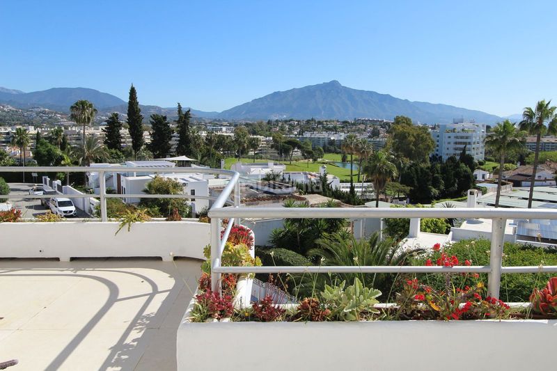 Foto 67b6b3fa-a56e-420a-a16d-bcde2edf887d. Piso en Guadalmina Alta Marbella