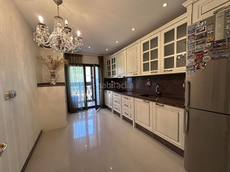 Foto d404507a-9c42-44be-a8d1-0600c5d449a9. Pis a La Carolina - Guadalpín Marbella