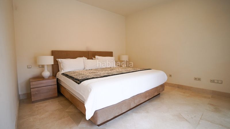 Foto e75958f2-b055-4268-85ca-6fc73628140e. Àtic a Puerto Banús Marbella