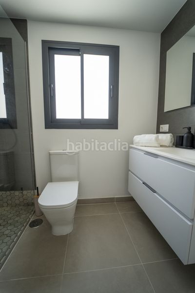 Foto 5a402633-791f-4fee-a4de-0b1137c3a0fe. Casa adossada a Cancelada Estepona