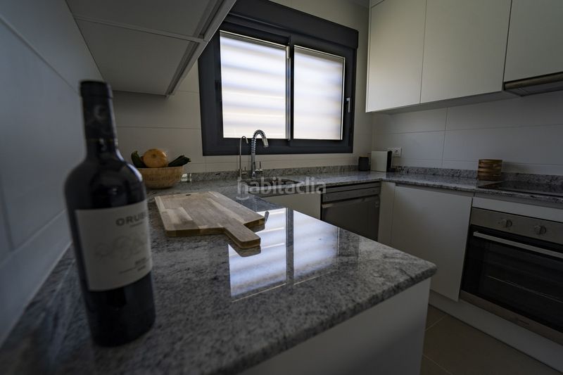 Foto c999dcfb-46e6-4d2a-be8c-a228e7215546. Casa adossada a Cancelada Estepona