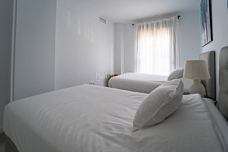 Foto d3d31a00-14af-4a6c-b766-dd594bb95bd0. Casa adossada a Cancelada Estepona