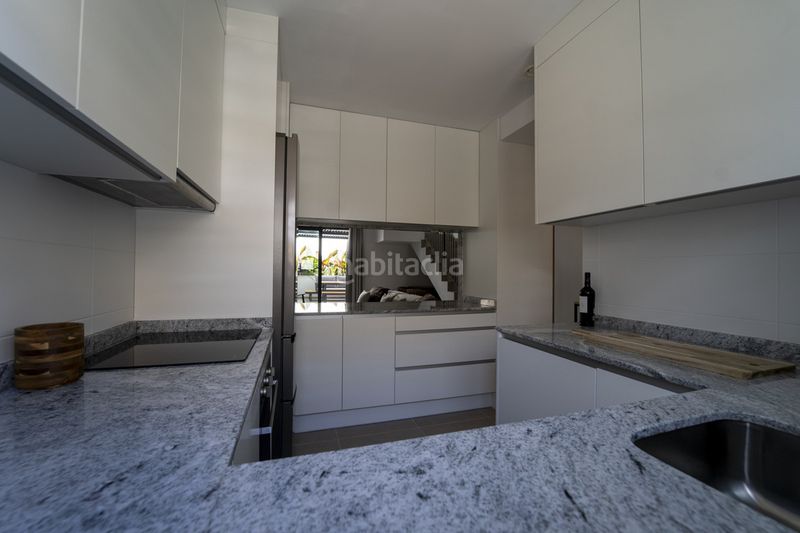 Foto d80056c9-2393-4575-87fd-ce758cff95d9. Casa adossada a Cancelada Estepona
