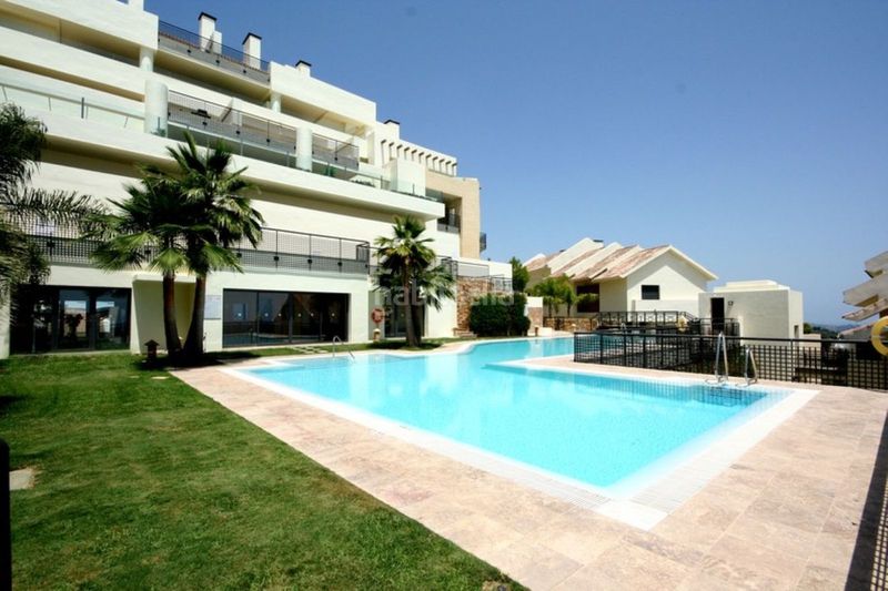 Foto da89934e-198d-42fd-ac90-138506d6dc8c. Pis a Alto de los Monteros Marbella