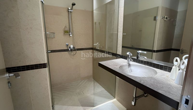Foto 226aea43-c0ef-4152-aff3-85e0cb1aa794. Piso en Alto de los Monteros Marbella