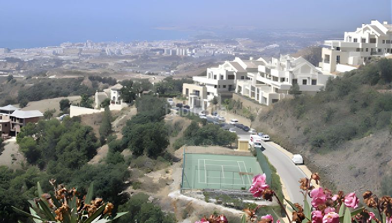 Foto c8f1fa80-8d1f-42fe-ab57-101e9eececa4. Piso en Alto de los Monteros Marbella