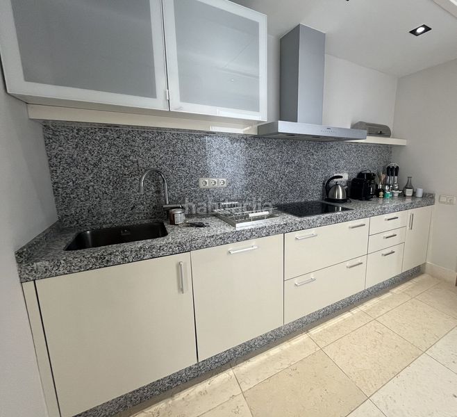 Foto e5db8ef4-54a8-46be-a070-3f9dde339758. Piso en Alto de los Monteros Marbella