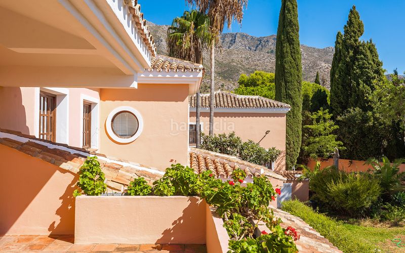 Foto b409f2f7-71e1-40a9-bf6c-15a653a65ff6. Casa adossada a La Carolina - Guadalpín Marbella