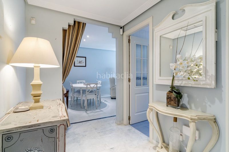 Foto ff12a4ef-8810-4685-a0ce-6131733af3d5. Pis amb aparcament a bahía de Marbella Marbella