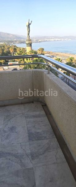 Foto a93ea7cd-ec13-44dd-bea1-9ad0b0c02130. Pis a Puerto Banús Marbella