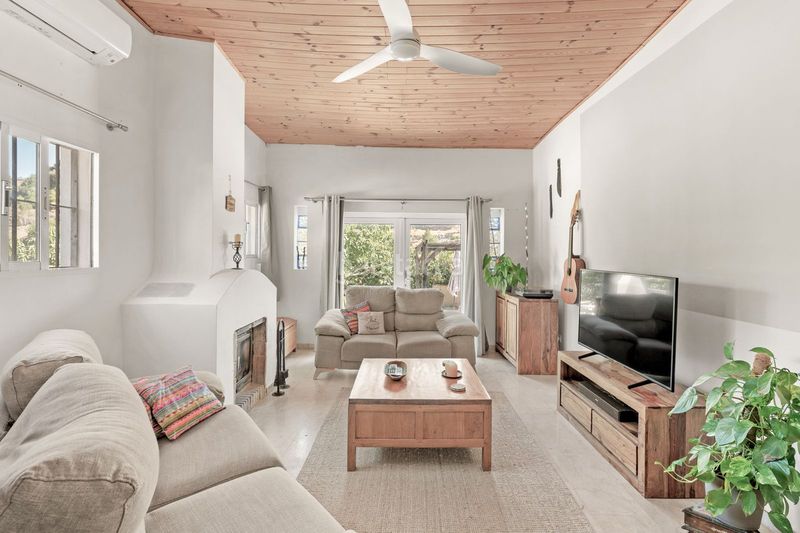 Foto 3ea3682b-b98e-450b-bf4d-01daf2ea6265. Masia a Centro Estepona