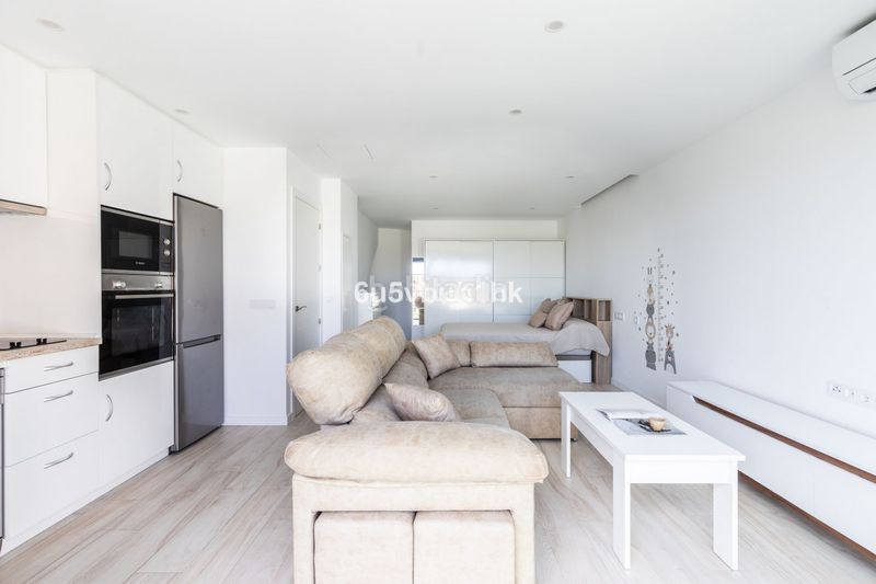 Foto 55e654e3-f4d9-4056-bd8d-72794bcf4d25. Casa adossada a Cortijo Torrequebrada Benalmádena