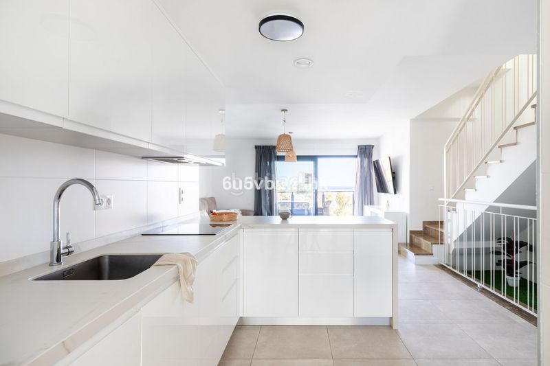 Foto c214784c-b9a7-4d8a-80d9-5a491351402a. Casa adossada a Cortijo Torrequebrada Benalmádena