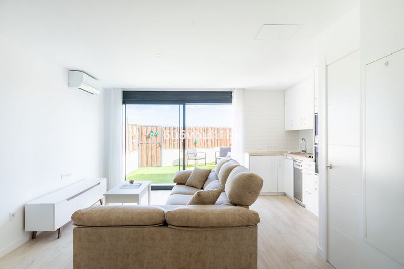 Foto eeaeb5a2-0b9c-49ef-bd70-3de8f5e817e9. Casa adossada a Cortijo Torrequebrada Benalmádena