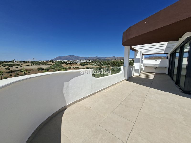 Foto 74dd3f46-f277-4787-b6d6-140ff03845d0. Àtic a Centro Estepona