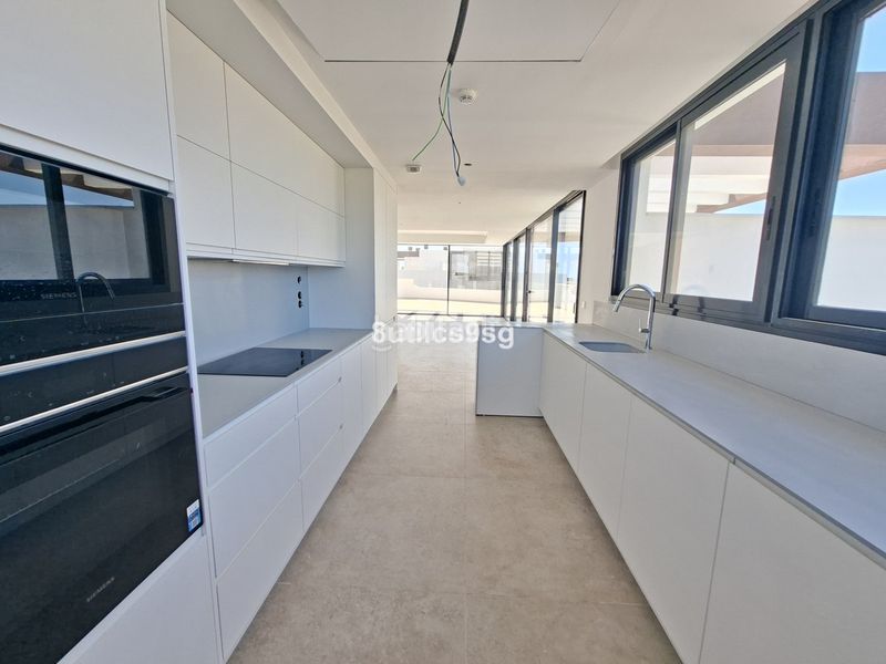 Foto 830a3dcd-0fc7-4d36-ae55-39a9abb38de8. Àtic a Centro Estepona