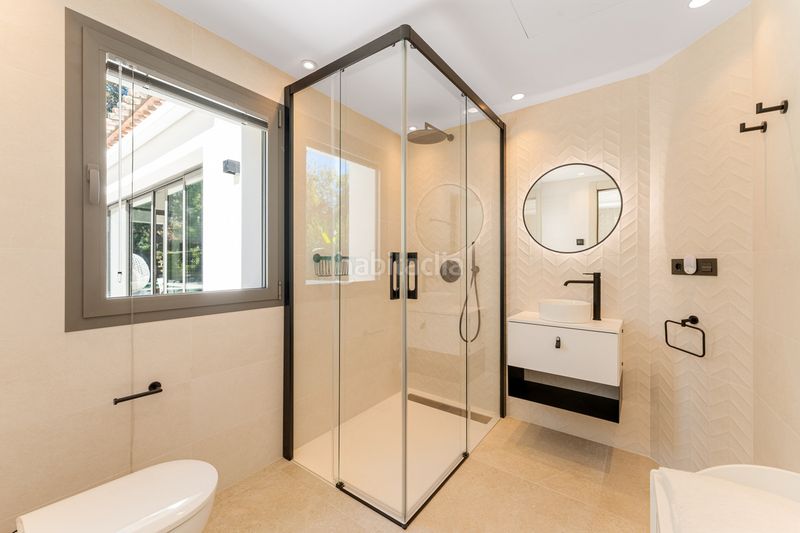 Foto 63d8d566-7e0b-4633-b934-178d19f5b8b3. Casa adossada a Las Brisas Marbella