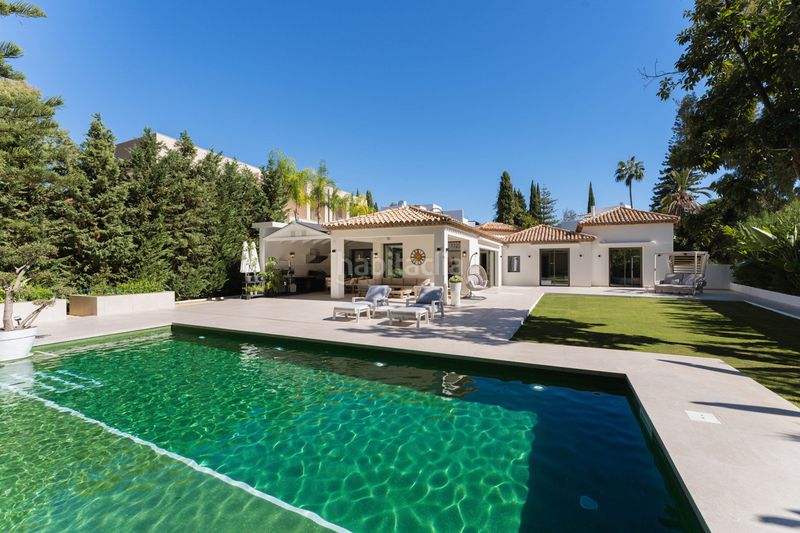Foto 72491460-0aa3-4317-88b8-18a1aa99ea50. Casa adossada a Las Brisas Marbella