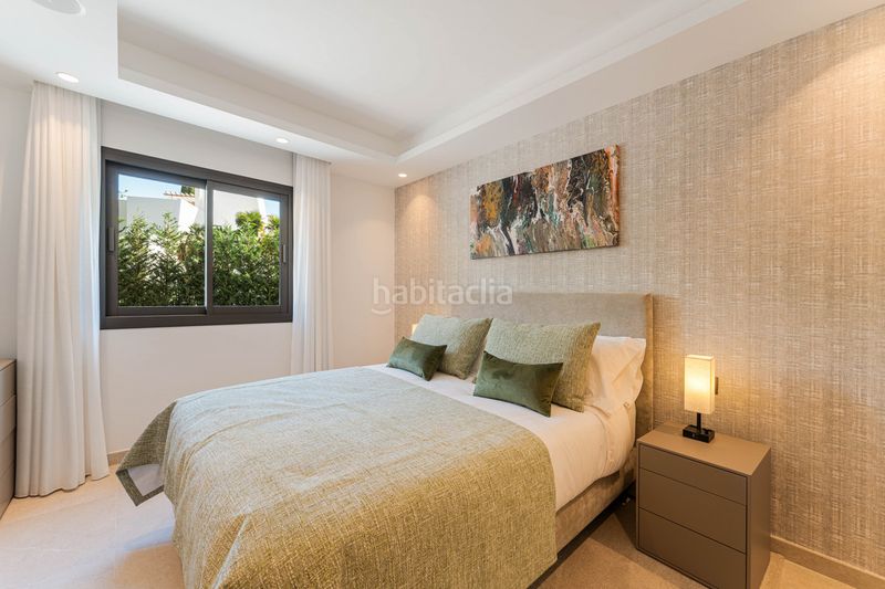Foto b61a89a4-0009-4e29-a113-945cc2c0d570. Casa adossada a Las Brisas Marbella