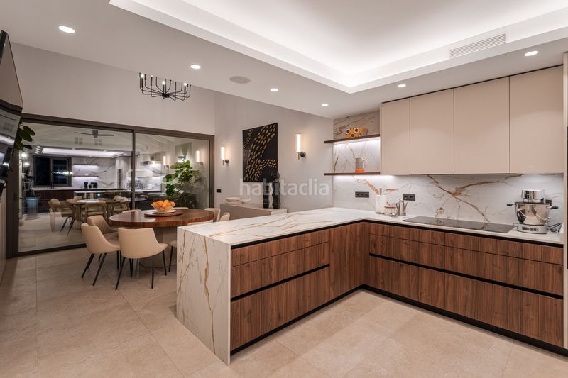 Foto c3e576d7-a4b7-4385-8584-b4c7a2b97f1b. Casa adossada a Las Brisas Marbella