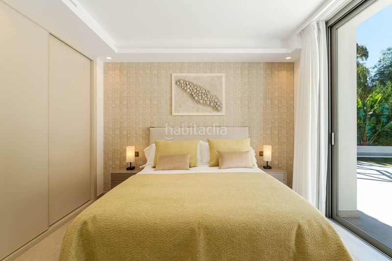 Foto f575a994-d300-4f6b-ae4c-419f34809efa. Casa adossada a Las Brisas Marbella